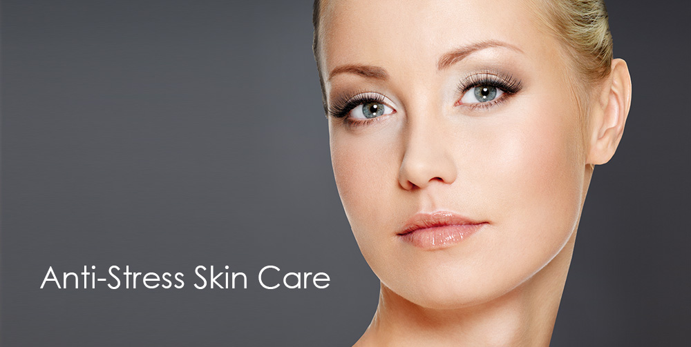 NEOVITA Anti-Stress Skin Care. Frau mit entspannter, gepflegter Haut als Symbol für beruhigende Hautpflege gegen Stress.